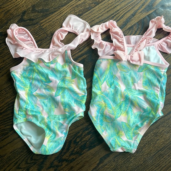 Pink and green palm ruffle bow swimsuits 2t Flaoatimini TBBC Cecil & Lou - Picture 1 of 5